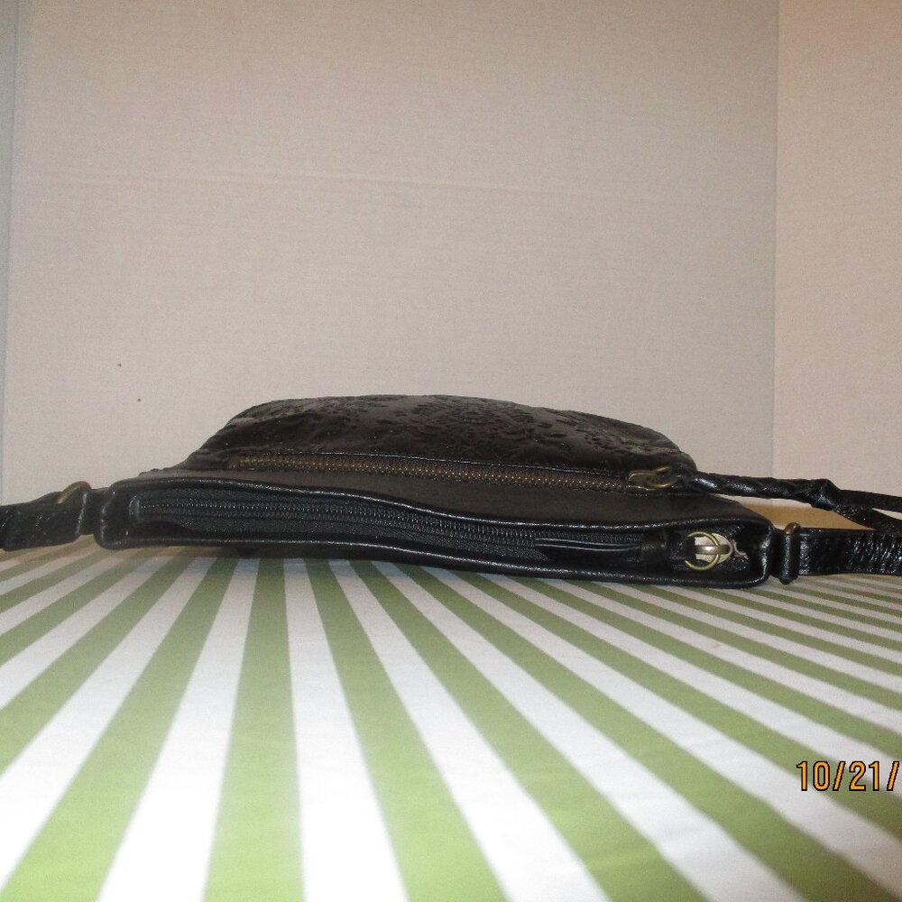 The Sak Crossbody Small Bag - Picture 6 of 16